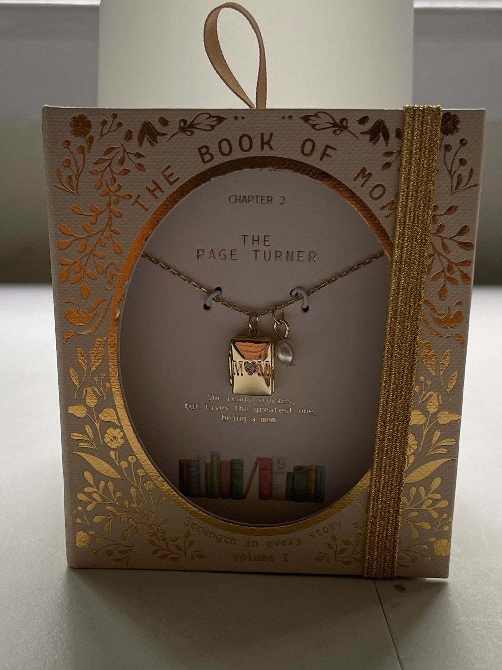 The Book of Mom Necklace – Page Turner Gift (New)
